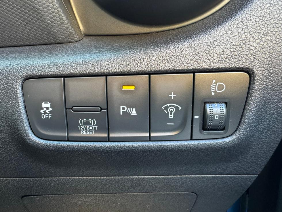 Hyundai KONA Photo 66ca389f-a0ad-42c7-a536-c69cf3e6340a.JPEG