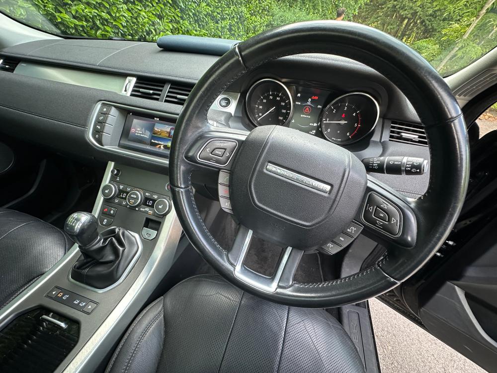 Used Land Rover Range Rover Evoque AF67HXR 32