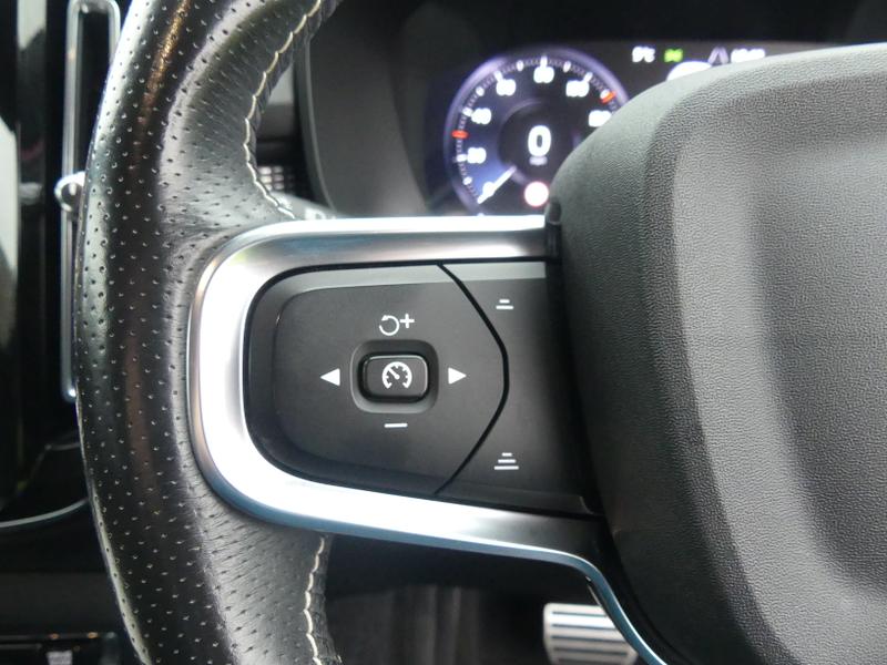 Volvo XC40 Photo 66e579aa-4722-4f83-bf46-4d33bffe220c.jpg