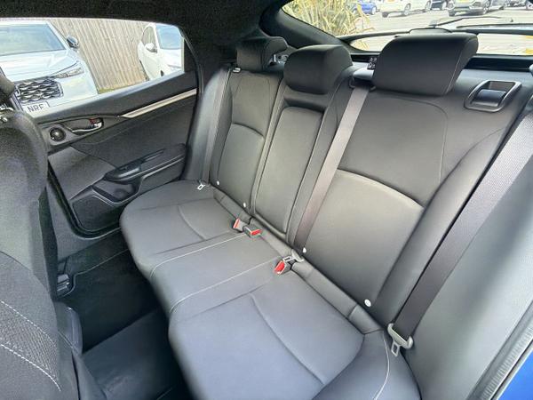 Honda Civic Photo 32