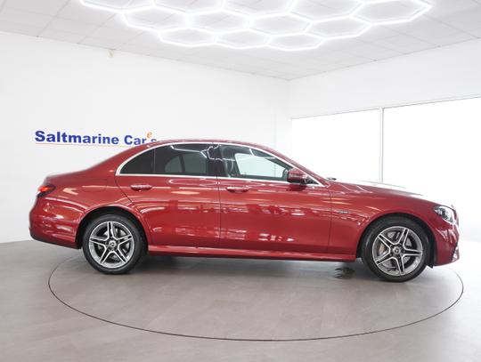 Mercedes-Benz E Class Photo 672868a5-13d1-45a0-8ae4-d0f1b8ce4f44.jpg