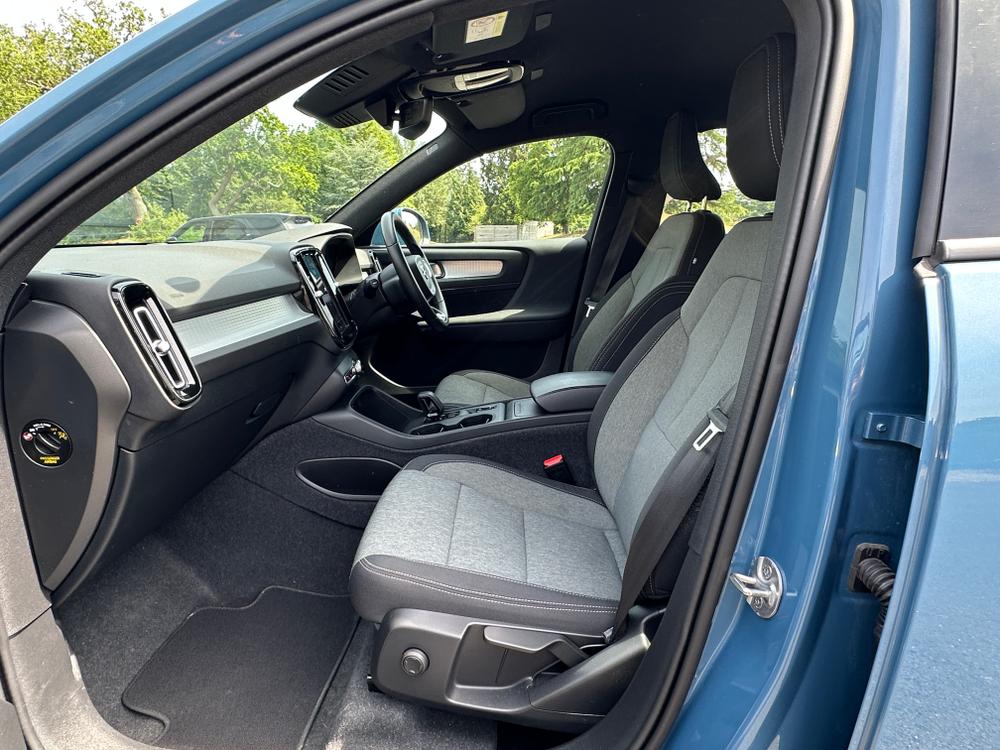 Used Volvo XC40 WG73OGE 22