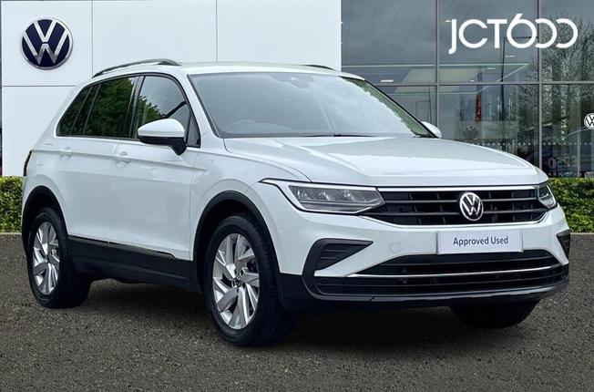 Volkswagen Tiguan Photo 1
