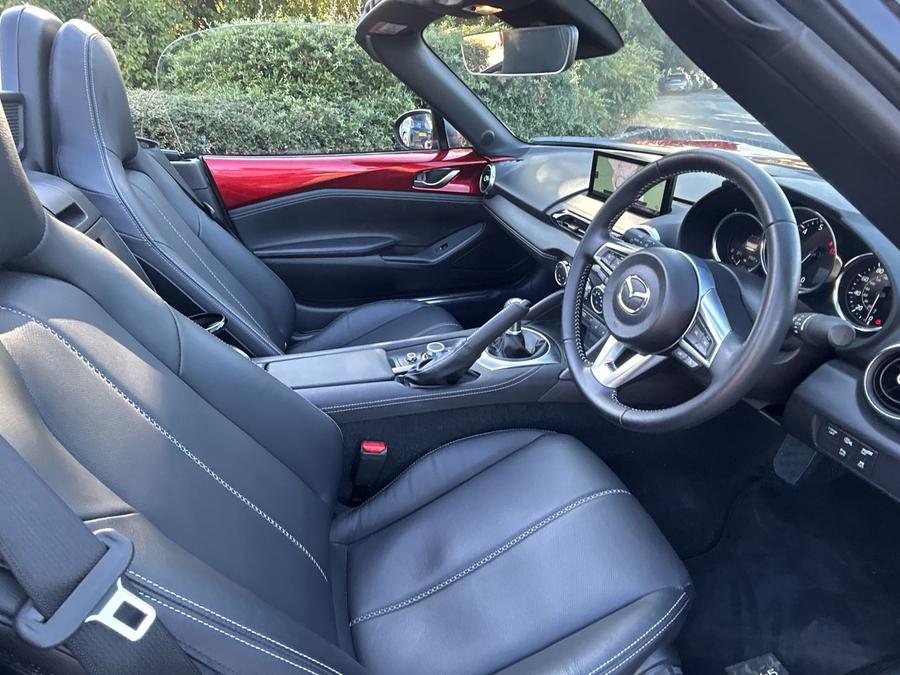Mazda MX-5 Photo 6742cebf-b459-4c5c-afaf-cf5d56e442a8.jpg