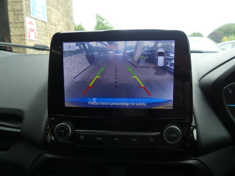 Ford EcoSport Photo 67554b1c-b2e7-4b16-b1f4-15394be1bf6b.jpg