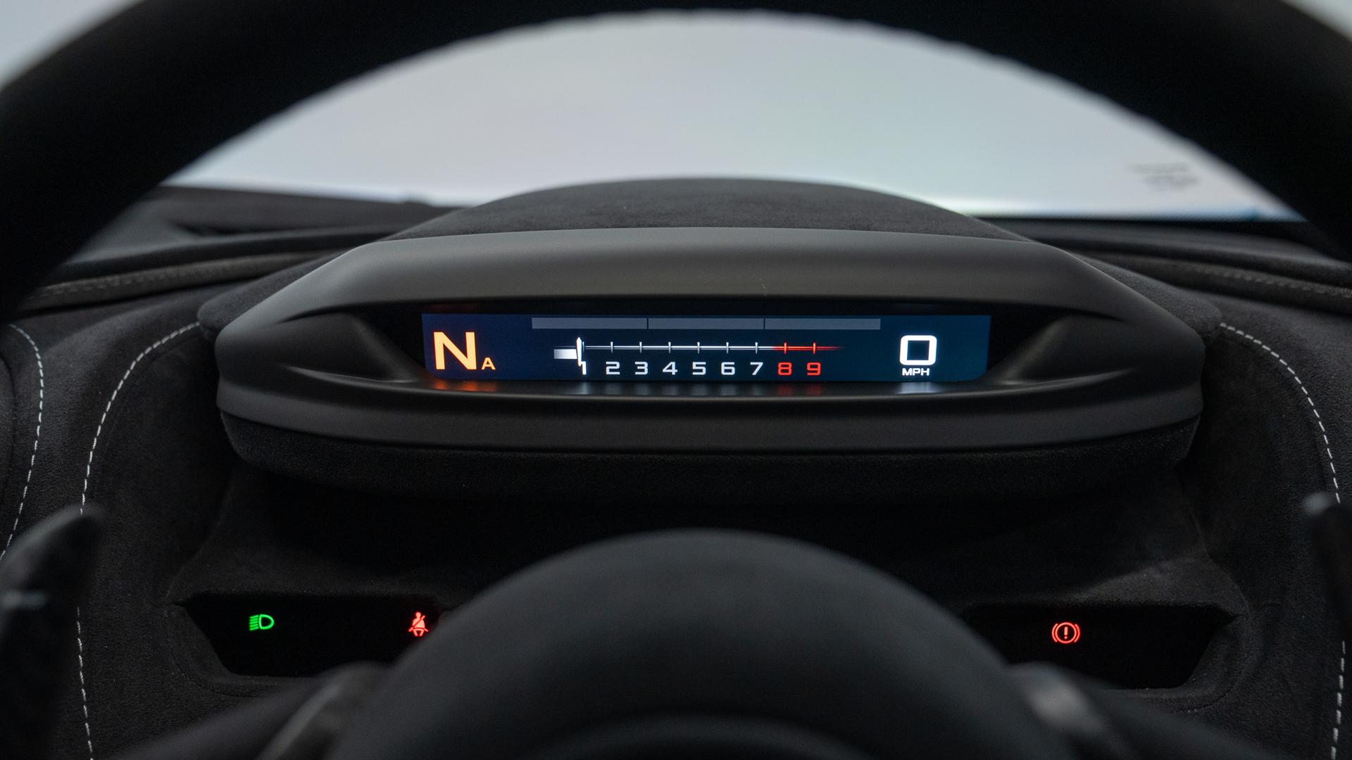 McLaren 765LT Photo 6756eec6-c6fe-4338-a989-b79bdc04ce9f.jpg