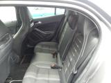 Mercedes-Benz GLA Photo 15