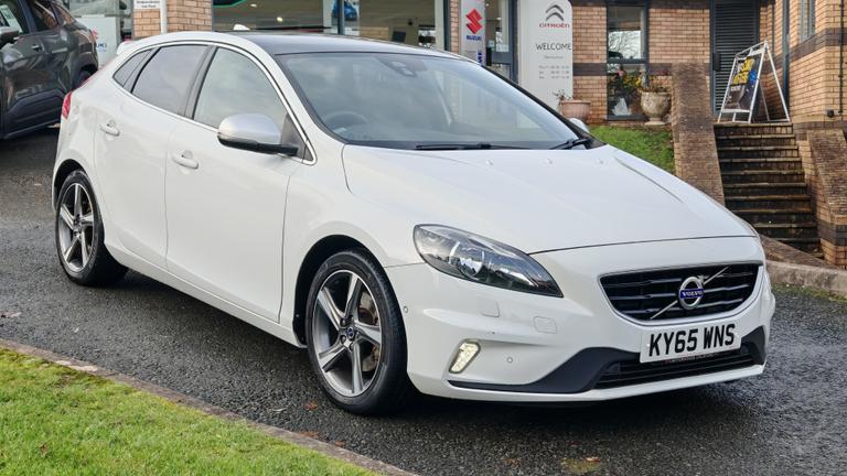 Used Volvo V40 KY65WNS 1