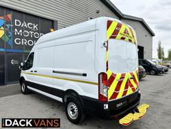 Ford Transit Photo 18