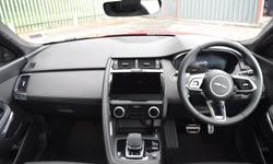 Jaguar E-PACE Photo 10