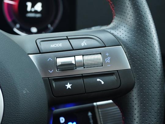 Hyundai KONA Photo 676b98b7-fbde-4421-b9ee-87ab5e1a4bb1.jpg