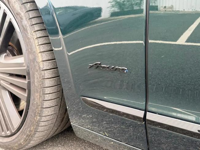 BENTLEY Flying Spur Photo 8