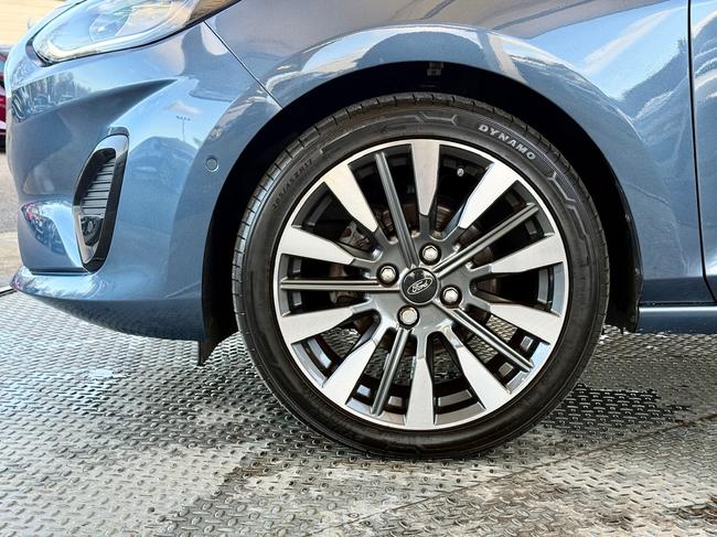 Ford Fiesta Photo 677888e8-ef24-43a5-b6ce-1edc9ef7a81a.jpeg