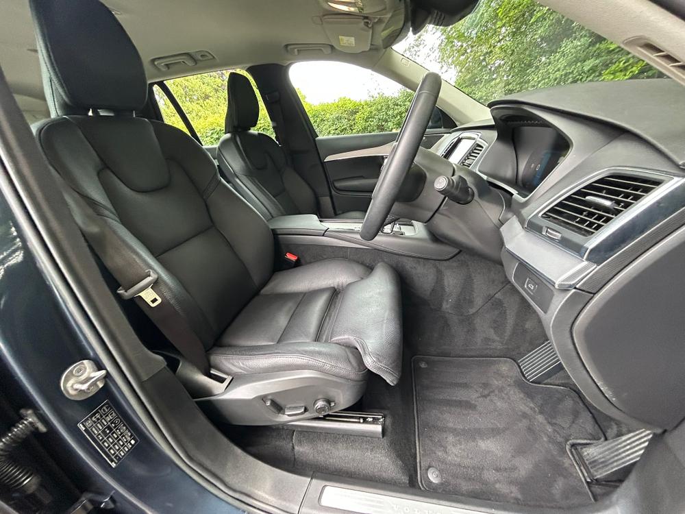 Used Volvo XC90 WF23TZM 28