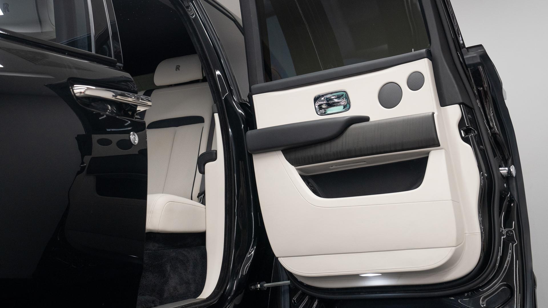 Rolls-Royce Cullinan Photo 67978c6e-6056-4411-82a0-8e53c3bc2e4e.jpg