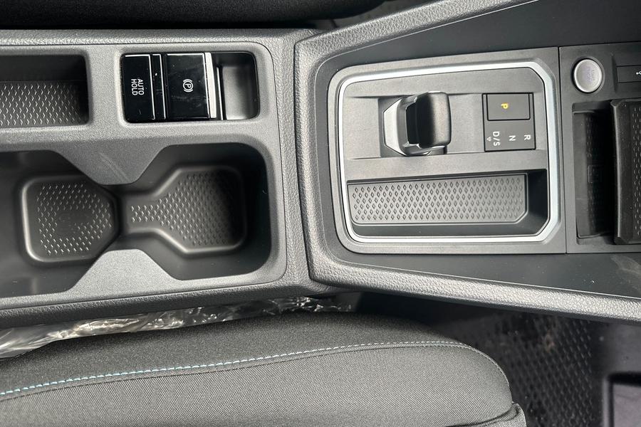 Ford TRANSIT CONNECT Photo 67a244d0-c4bf-4d10-a488-4896e78f8754.jpg