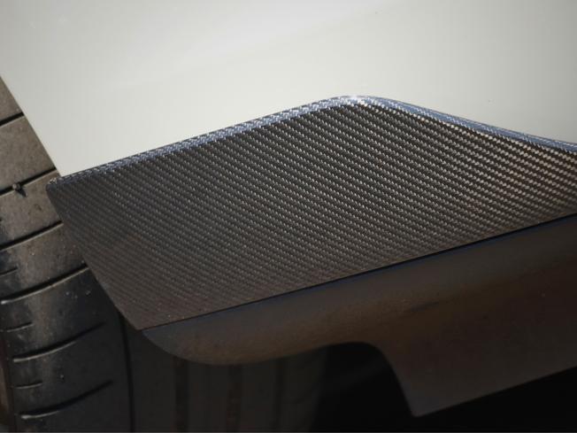 PORSCHE Taycan Photo 8