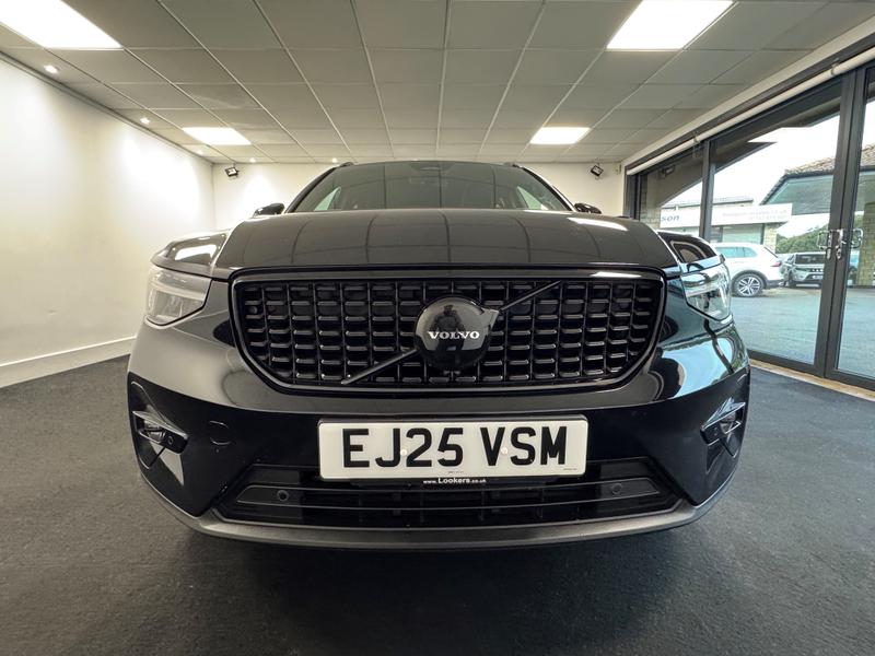 Volvo XC40 Photo 67bb0923-21d5-48f0-9474-8f023f7f9d91.jpg