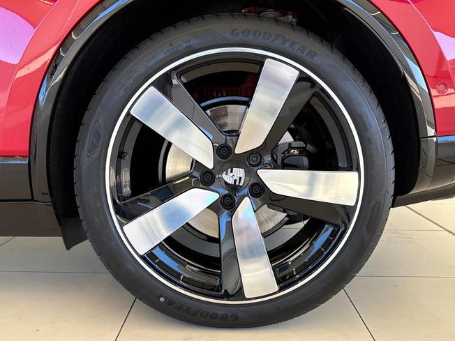 PORSCHE Macan Photo 25