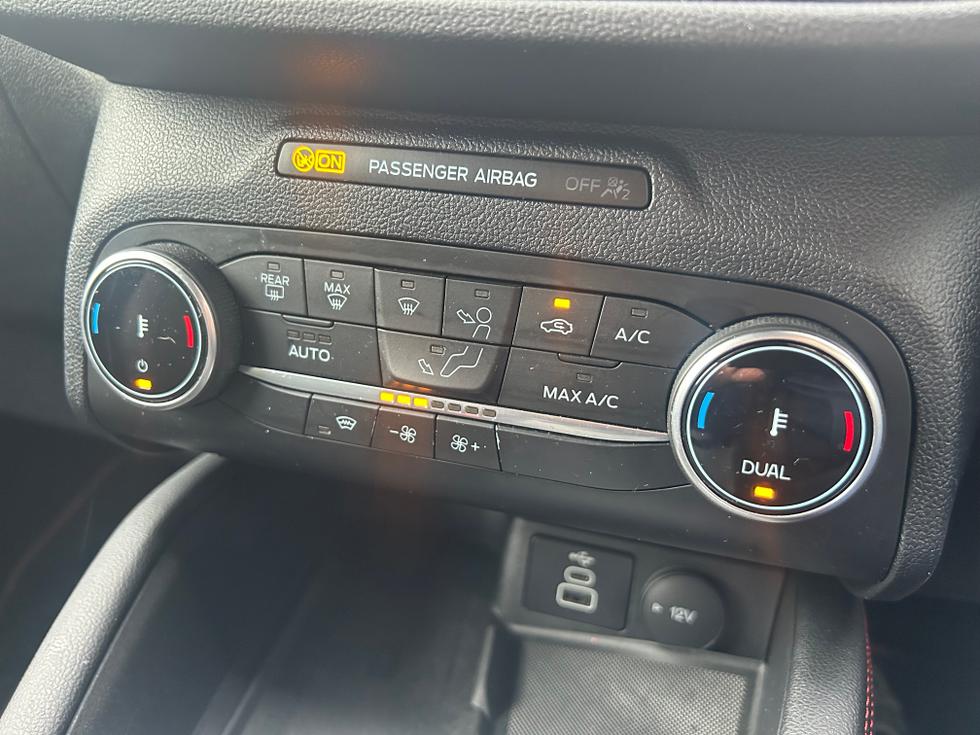 Ford Kuga Photo 67cf2dd5-22ea-4d5b-ae59-41f7a88b1650.jpeg