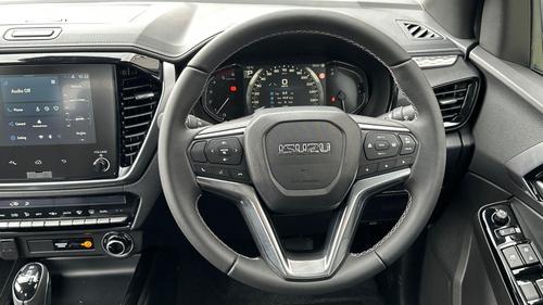 Isuzu D-Max Photo 67d9ca71-6503-4234-9756-68218258940f.jpg