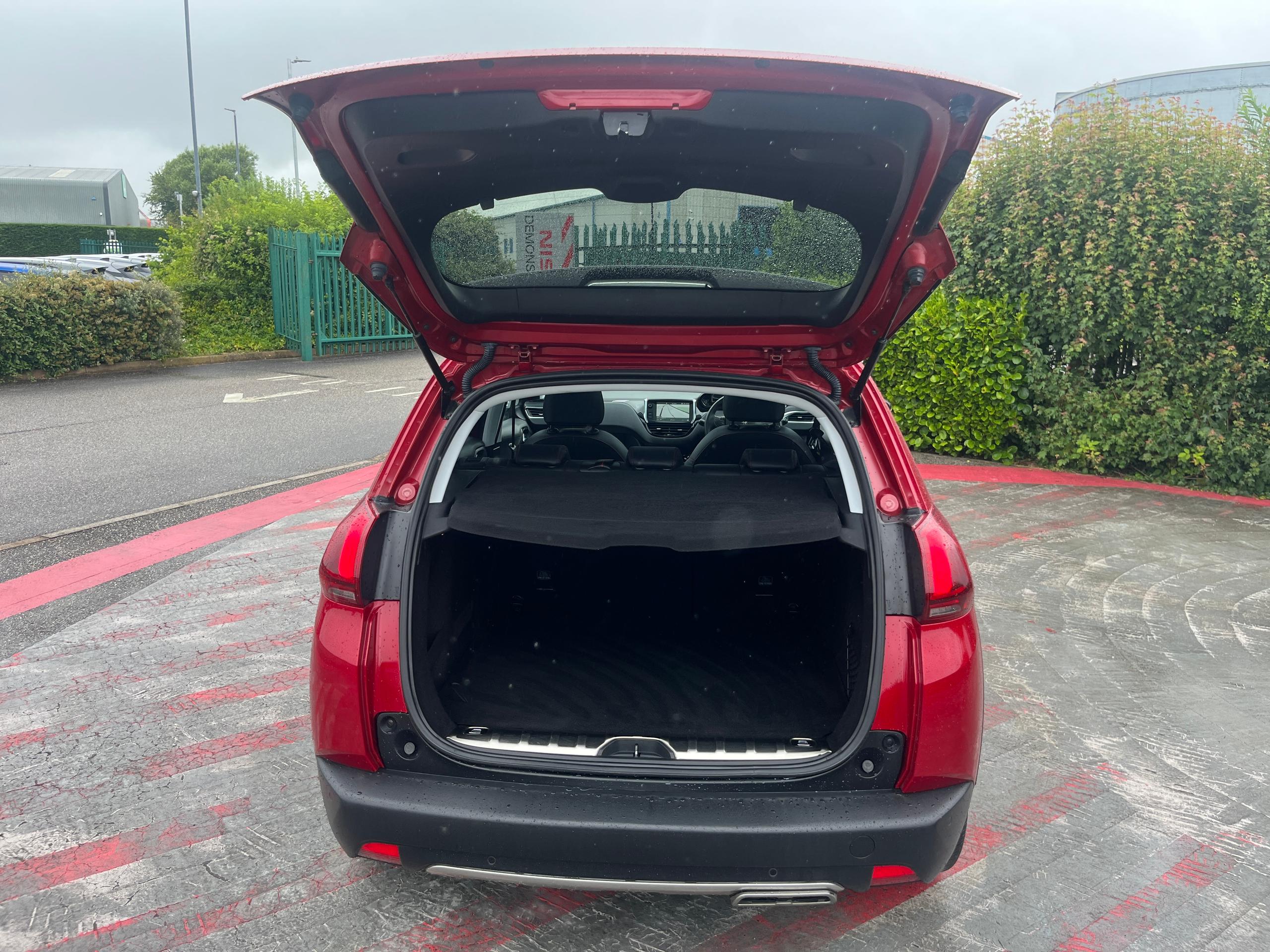 Peugeot 2008 Photo 8