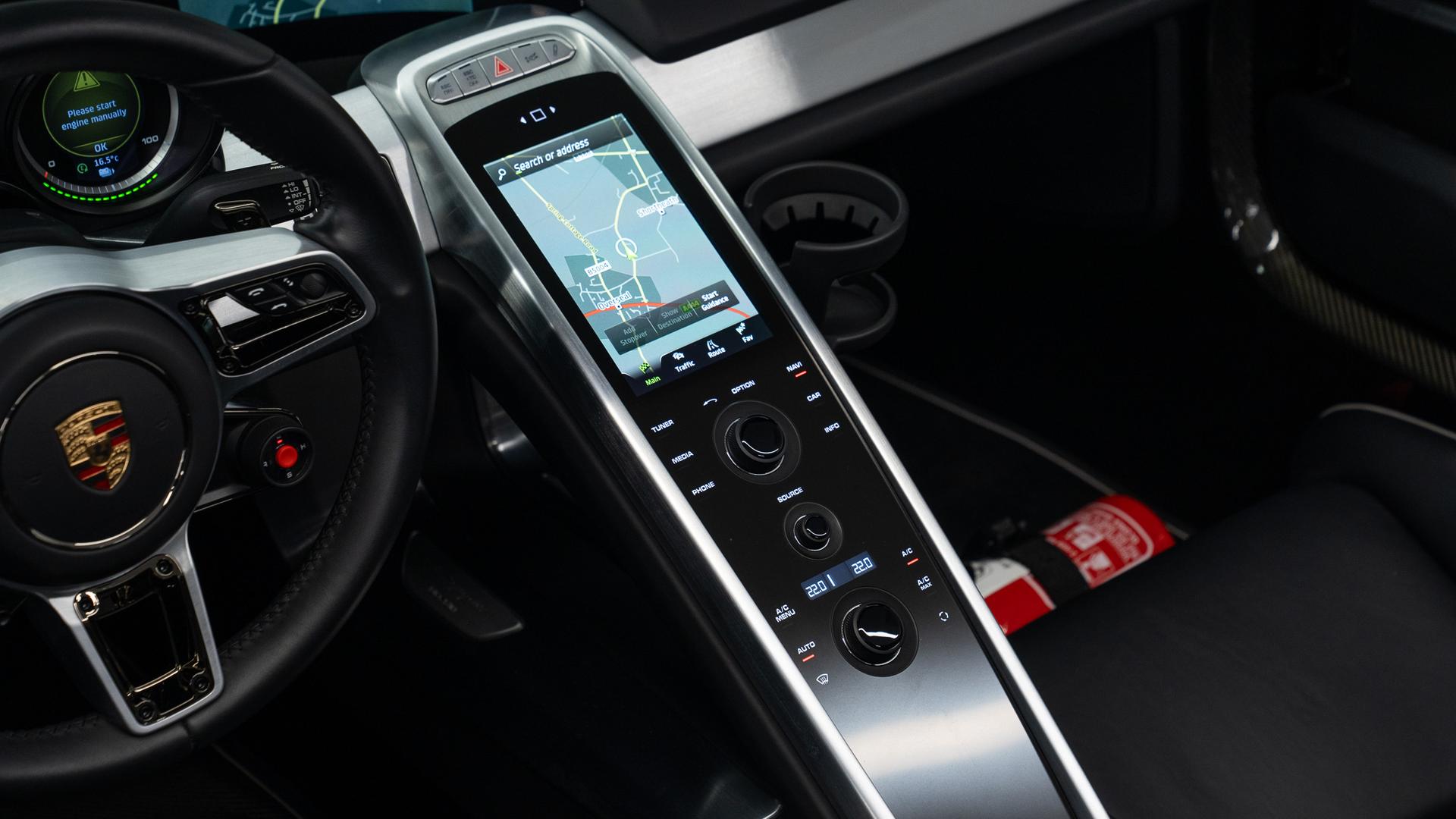Porsche 918 Photo 67e5b1e7-73af-4a16-8e63-1f8dfb635f3b.jpg