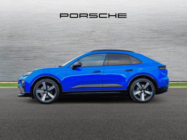 PORSCHE Macan Photo 5
