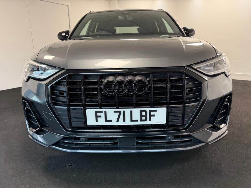 Audi Q3 Photo 680228f6-01f2-4806-910a-784c47883108.jpg