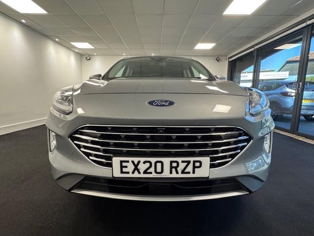 Ford Kuga Photo 68194807-ca6c-47a2-9e9b-bb1b5c44b761.jpg