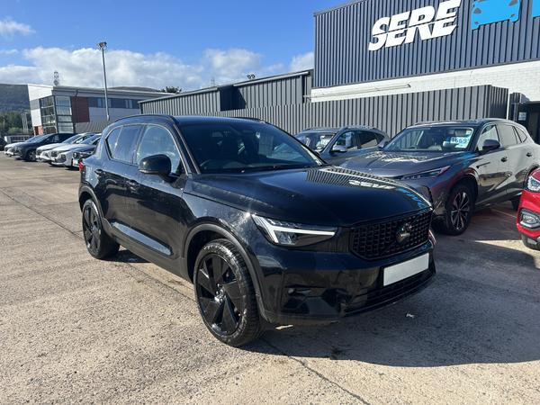 Used 2025 Volvo XC40 2.0 B4P Plus Black Edition 5dr Auto Black at SERE Motors