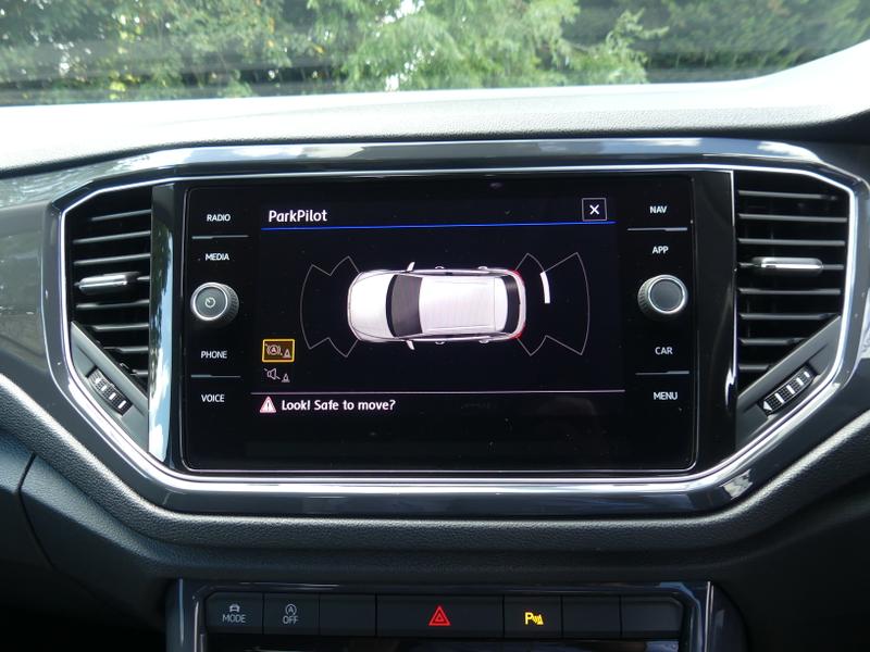 Volkswagen T-Roc Photo 682f2d85-6224-4364-8787-538b0ae18acc.jpg