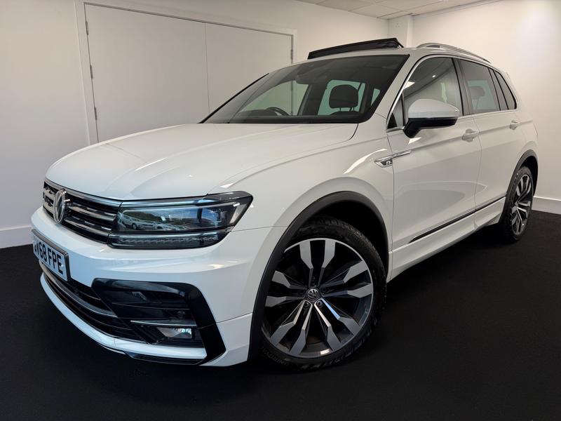 Volkswagen Tiguan Photo 682f3cd8-897b-400b-bcac-c45cba9405dd.jpg