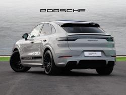 PORSCHE Cayenne Photo 2