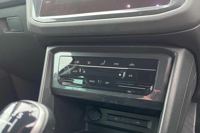 Volkswagen Tiguan Photo 11