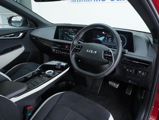 Kia EV6 Photo 685ad264-5d42-47bc-8db9-4f302c08de17.jpg