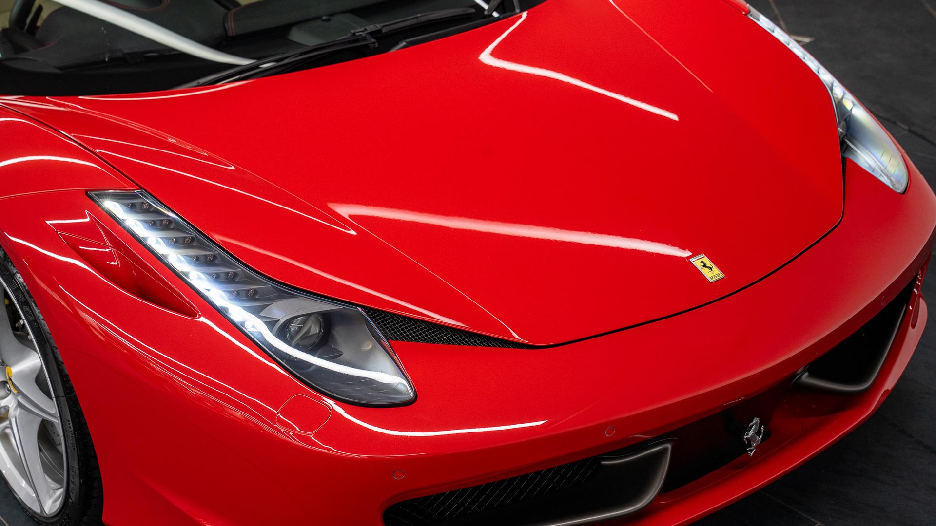 Ferrari 458 Photo 685b0d86-6871-4bbc-97d3-f500a4d72fac.jpg