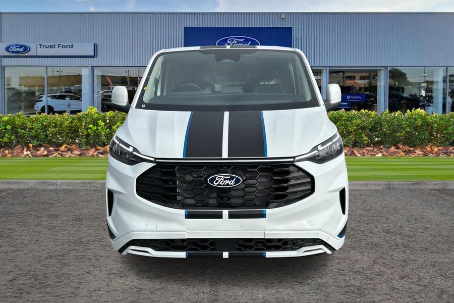 Ford TRANSIT CUSTOM Photo 6864e10e-2902-4c75-b349-bc6b6b607849.jpg