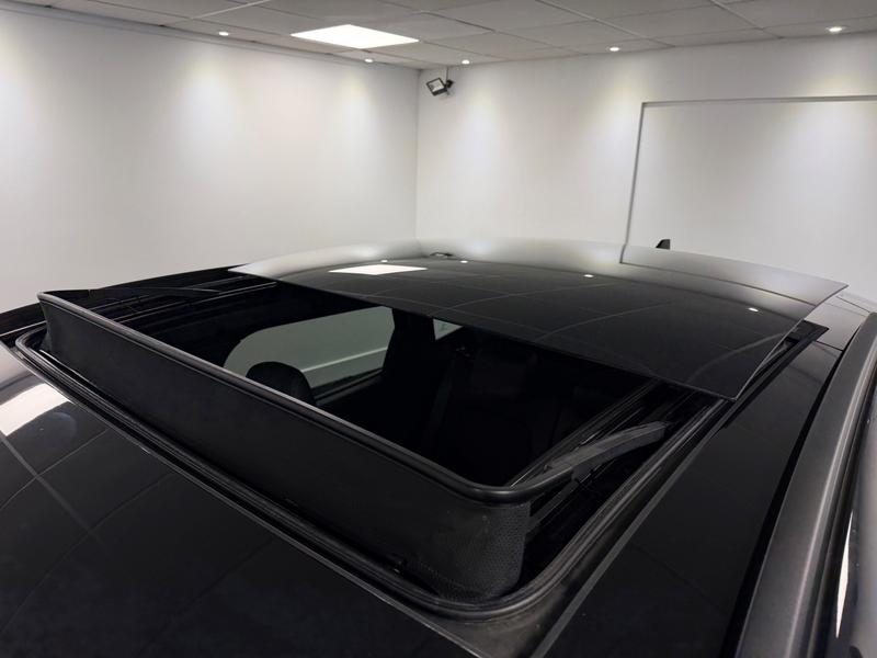 Ford Kuga Photo 686fe8c4-37e6-46ae-aee4-e1f6c0cf9c12.jpg