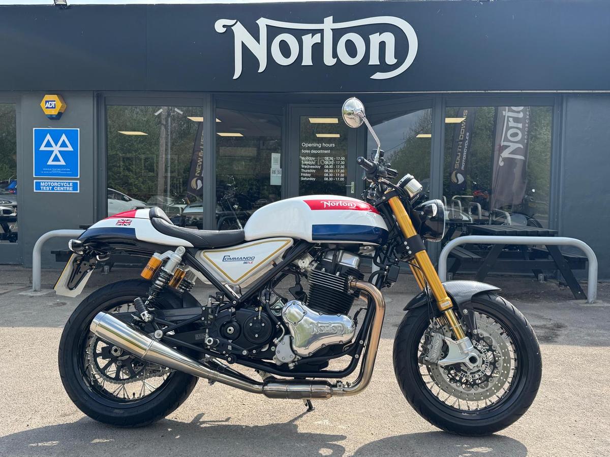 Norton Bikes Norton 961 For Sale Norton 961 Norton Commando Bike