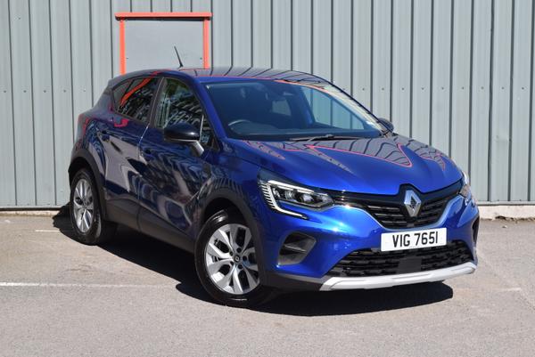 Used 2022 Renault CAPTUR 1.3 TCE 140 Iconic Edition 5dr Blue at SERE Motors