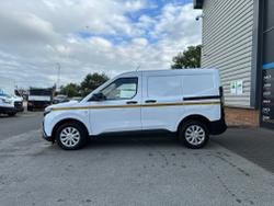 Ford Courier Photo 10
