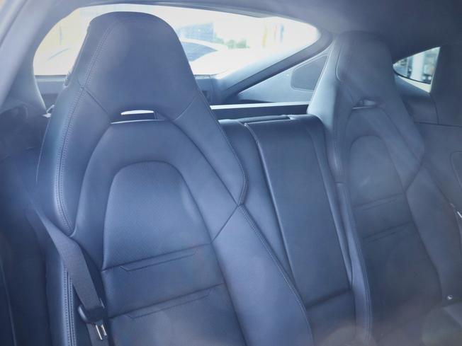 PORSCHE Panamera Photo 33