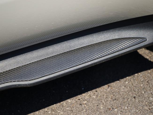 PORSCHE Taycan Photo 10
