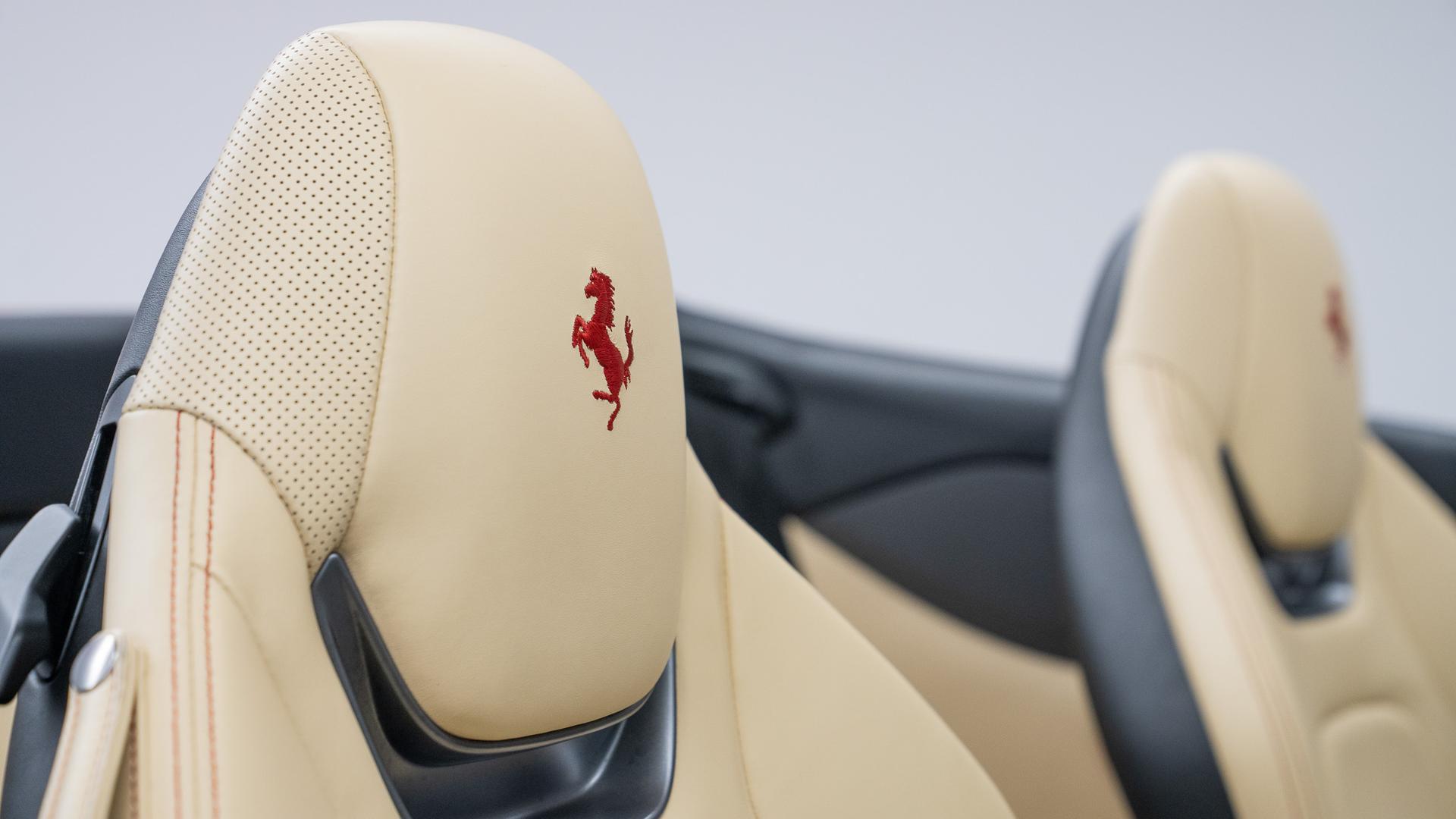 Ferrari Portofino Photo 68ad40ed-2ca1-4e4e-bc1e-1f54e756d50c.jpg