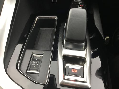 Peugeot 3008 Photo 68b18f54-8fd5-4807-b6ba-b859481577f6.JPG