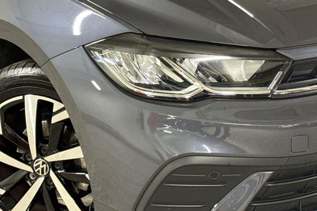 VOLKSWAGEN Polo Photo 16