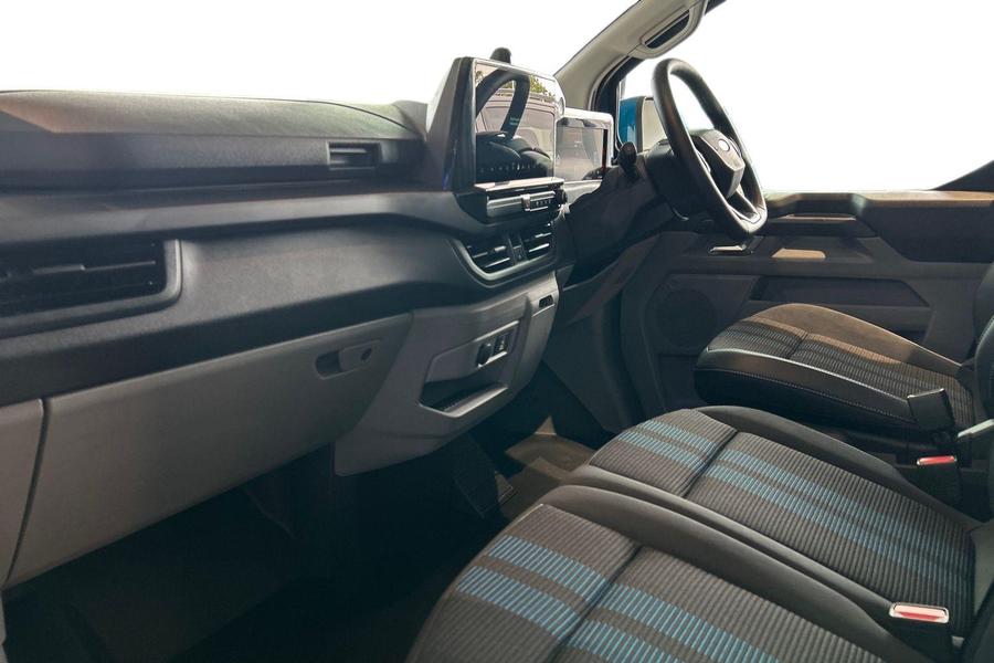 Ford TRANSIT CUSTOM Photo 68d778e6-d443-4043-8207-b1c94c6246ec.jpg