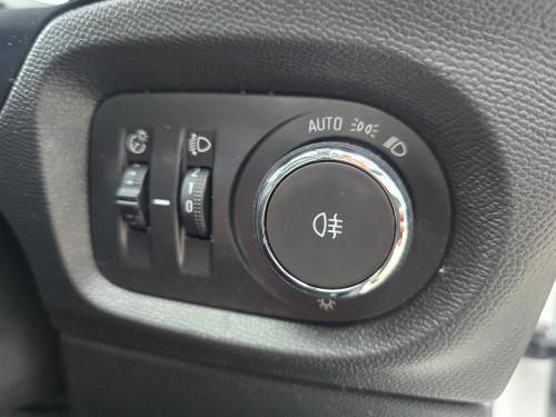 Vauxhall Corsa Photo 68d94530-17f3-417c-b970-687fa6e265ff.jpg