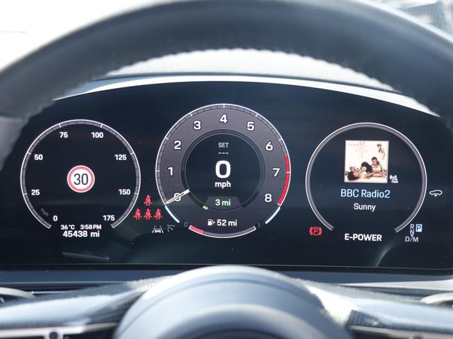 PORSCHE Cayenne Photo 27